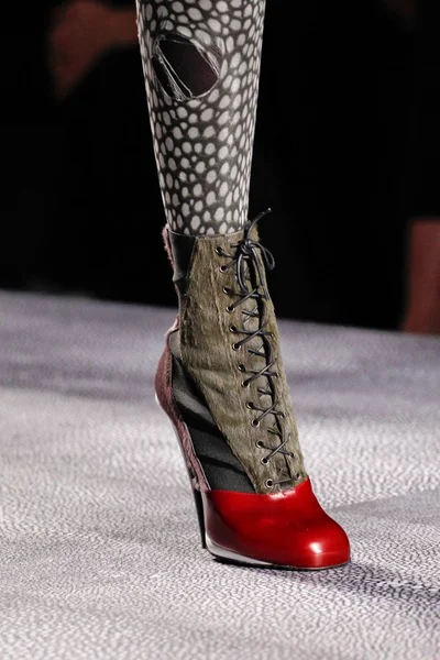 Look 76